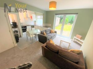 Photo 19- click for photo gallery